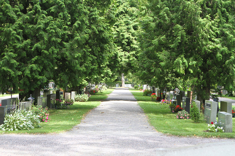 Kyrkoby begravningsplats