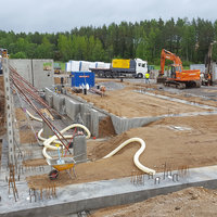 Öppna bilden i större format Kyrkan byggs