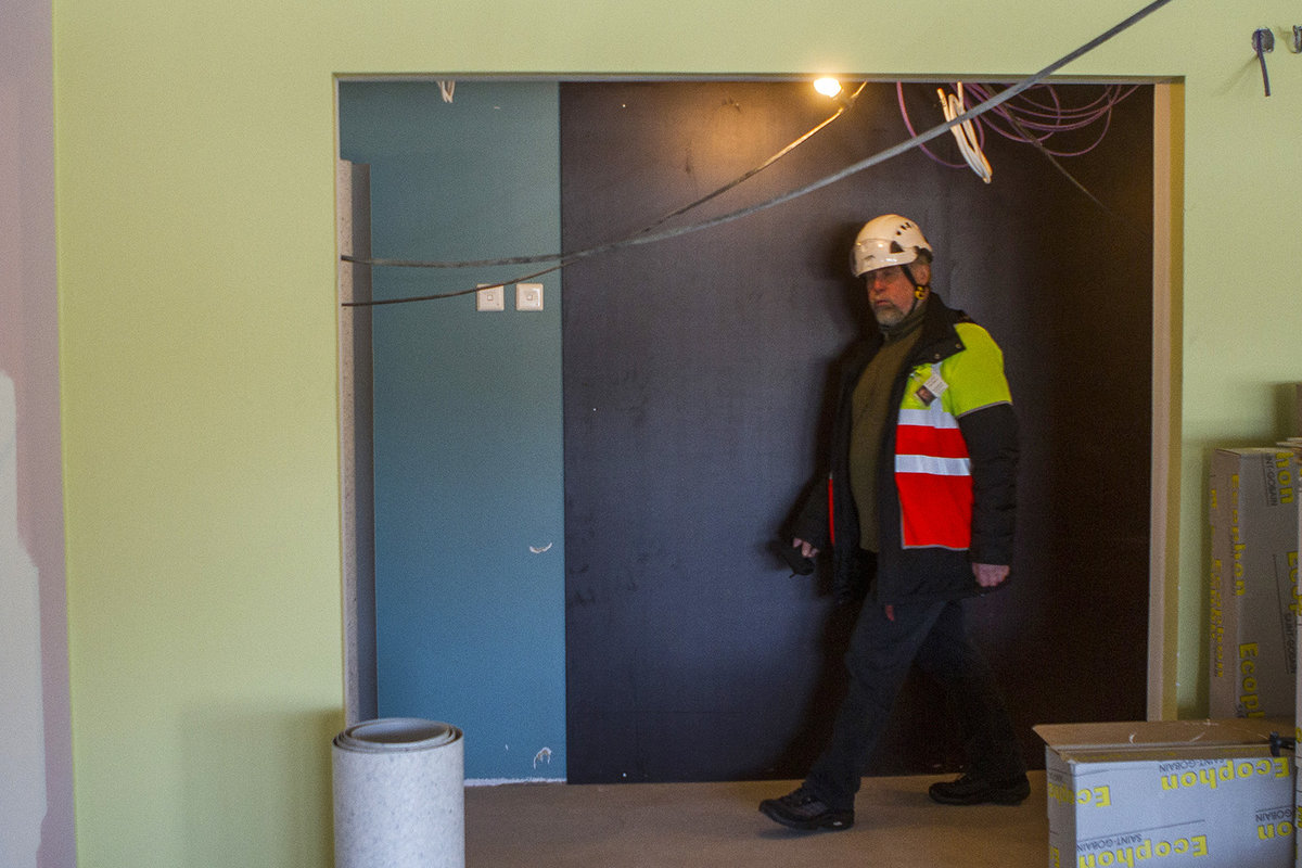 Öppna bilden i större format Kyrkan byggs