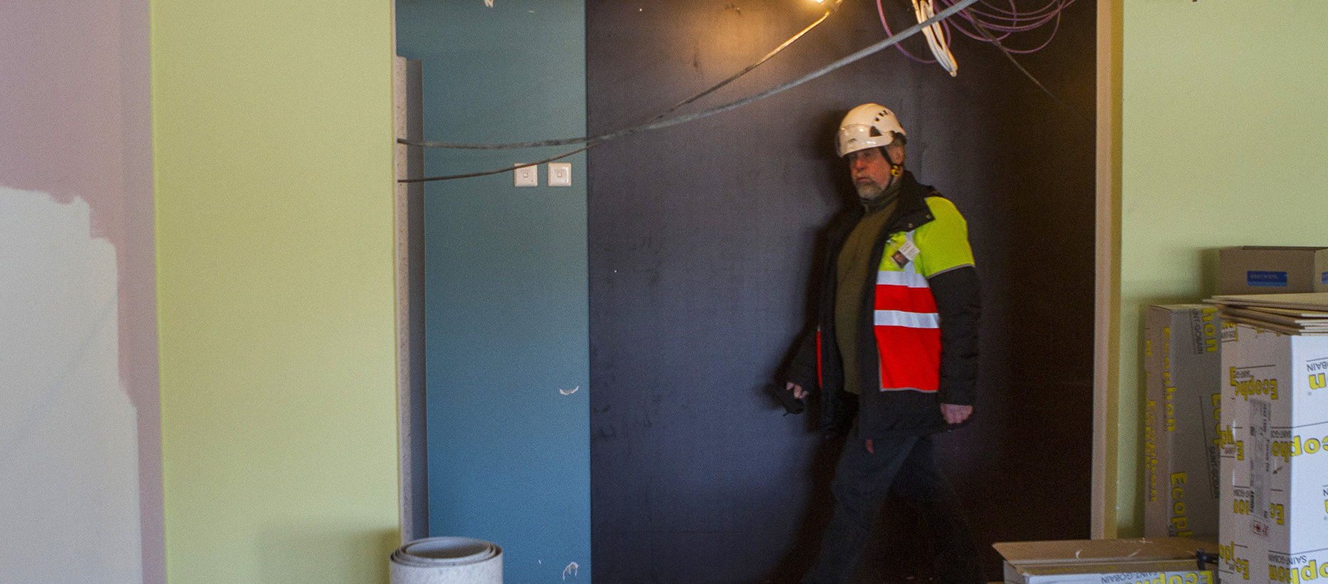 Öppna bilden i större format Kyrkan byggs